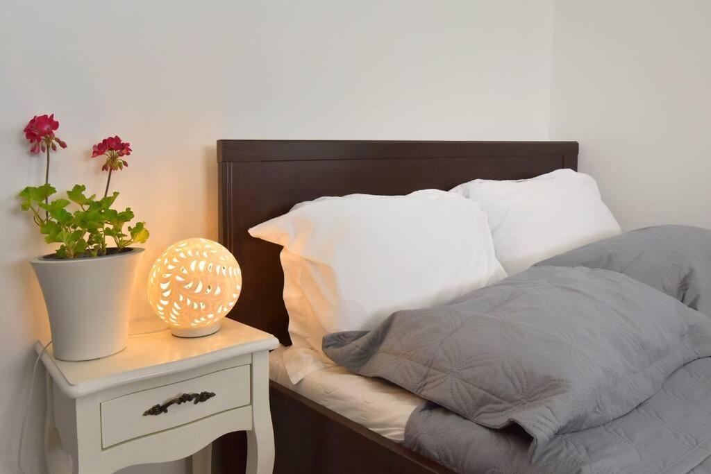 Cozy Bright Apartment *